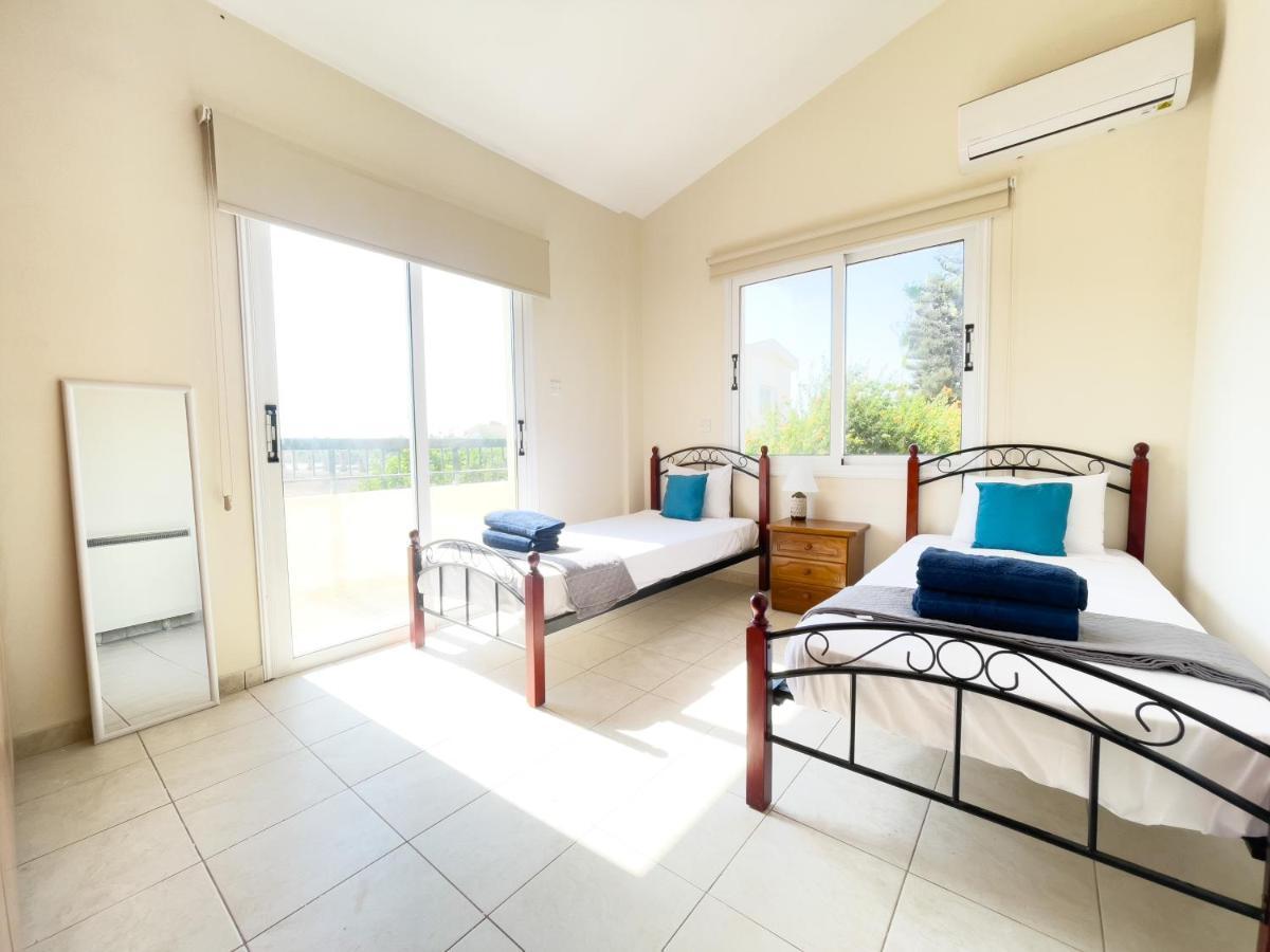 Sunset Pearl Holiday Villa ไอยานาปา ภายนอก รูปภาพ