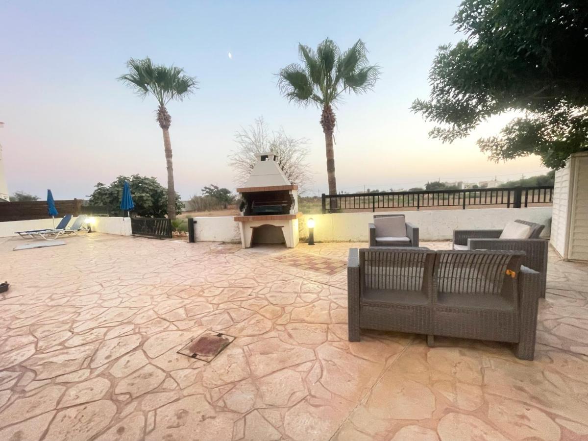 Sunset Pearl Holiday Villa ไอยานาปา ภายนอก รูปภาพ